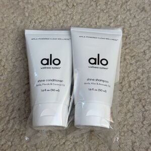 ALO Yoga Shine Shampoo and Conditioner Set